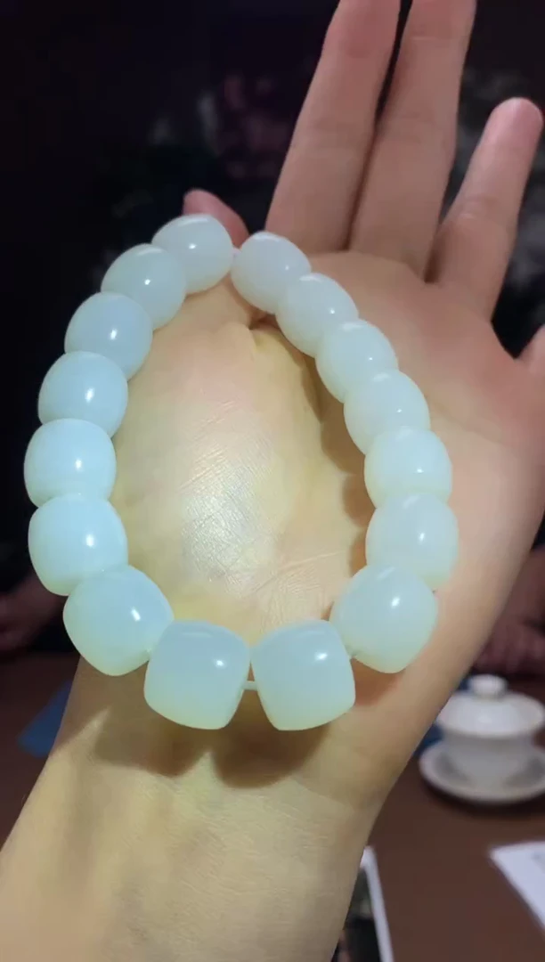 和田玉未镶嵌颈饰D179