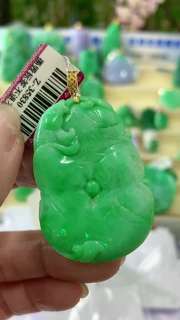 【闪购商品】翡翠颈饰18K金镶嵌挂件