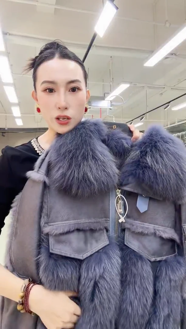 岚子闪购 2025年新款服装上衣 孤品清货 编号039