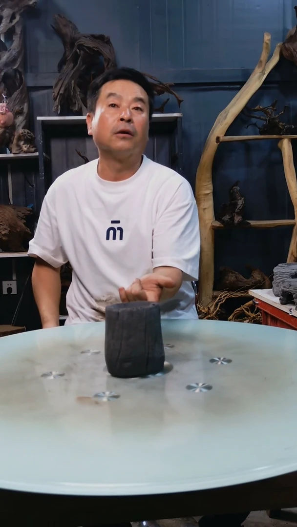 青龙石树洞一个29.9