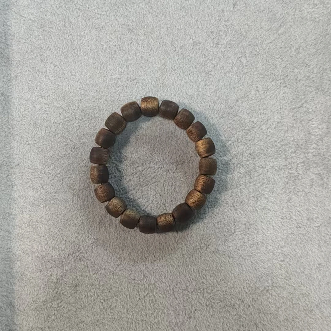 AK/YN48（阿开甄选）-沉香手串-多样性发货