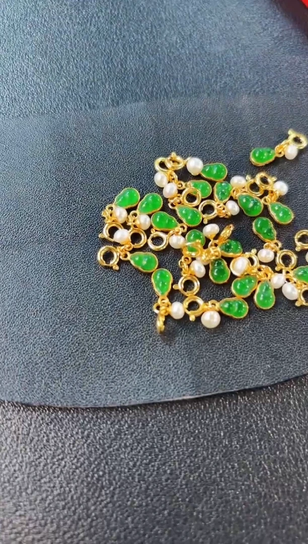 【闪购商品】翡翠颈饰未镶嵌多样性/一件 赠手串