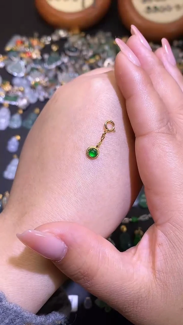 【闪购商品】翡翠吊坠(不含链)银S925镶嵌1