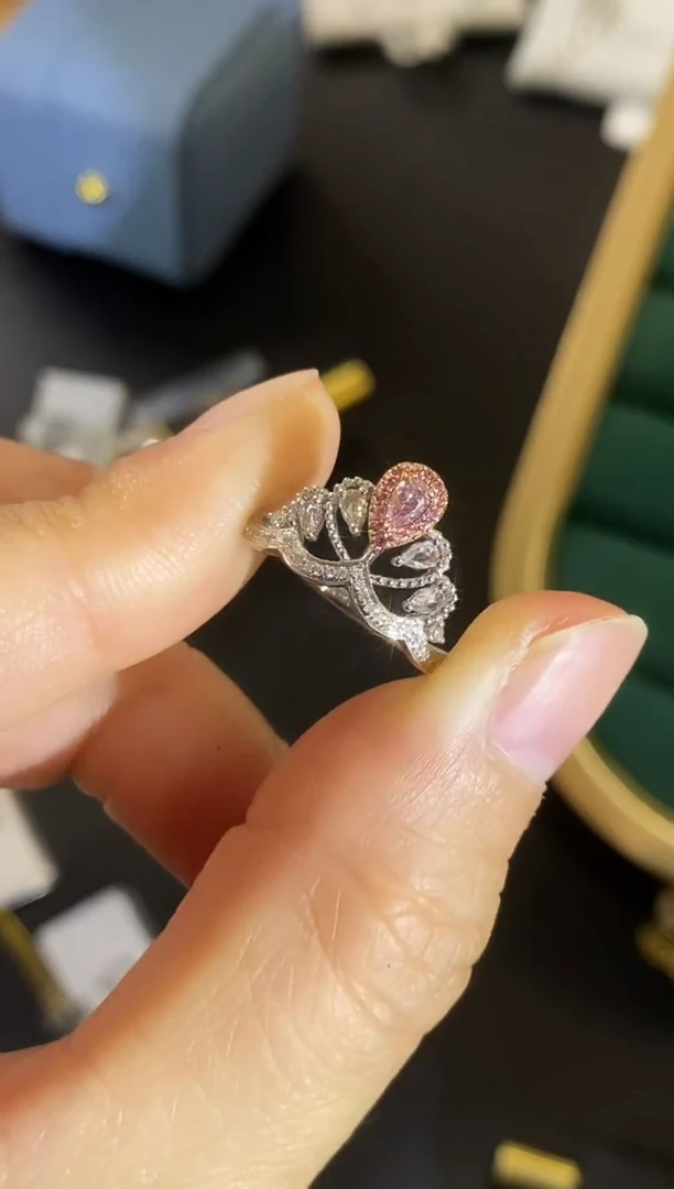 18K金镶嵌戒指钻石23