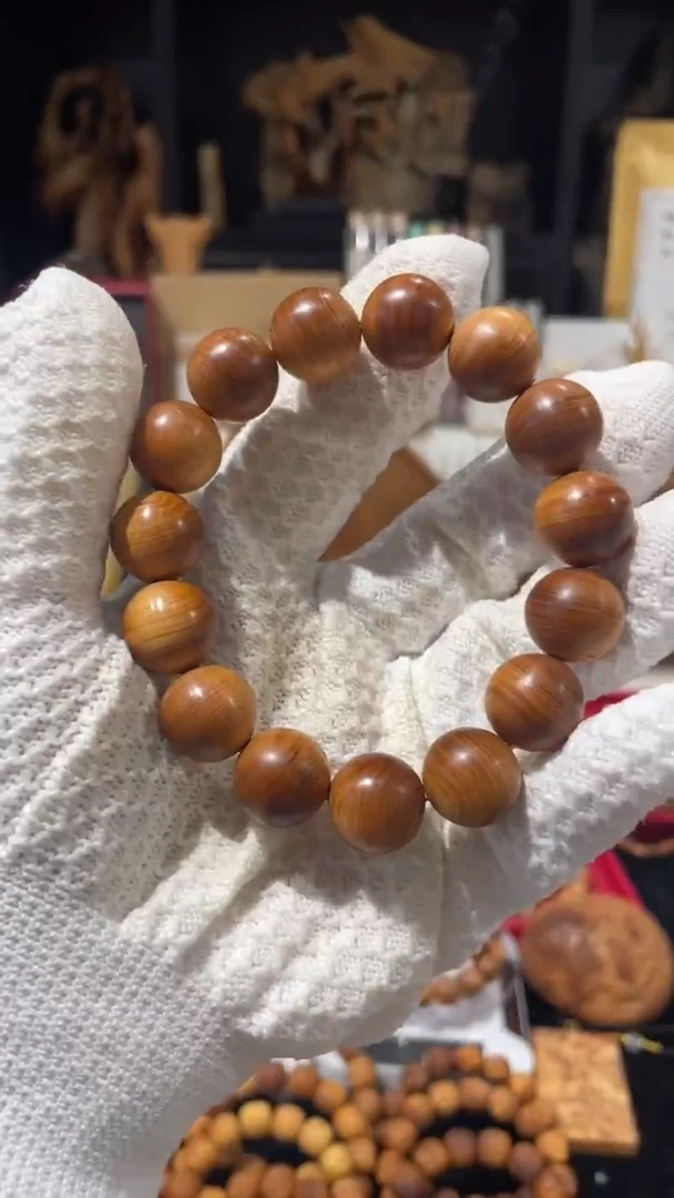 崖柏1.5蚕丝纹精品黑油太行崖柏陈化料