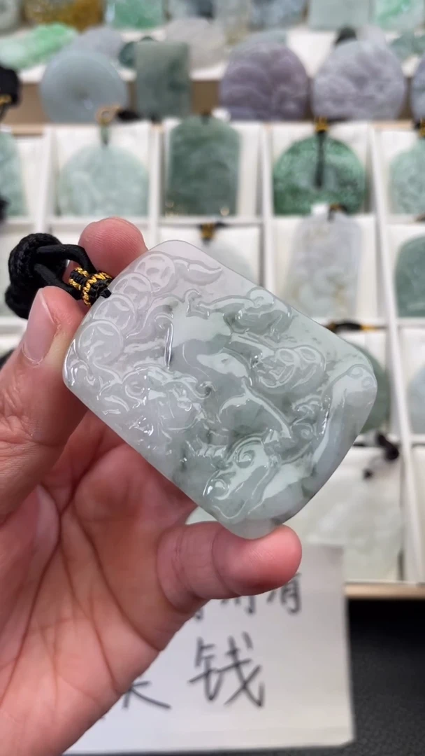 颈饰未镶嵌翡翠天然缅甸翡翠A货342