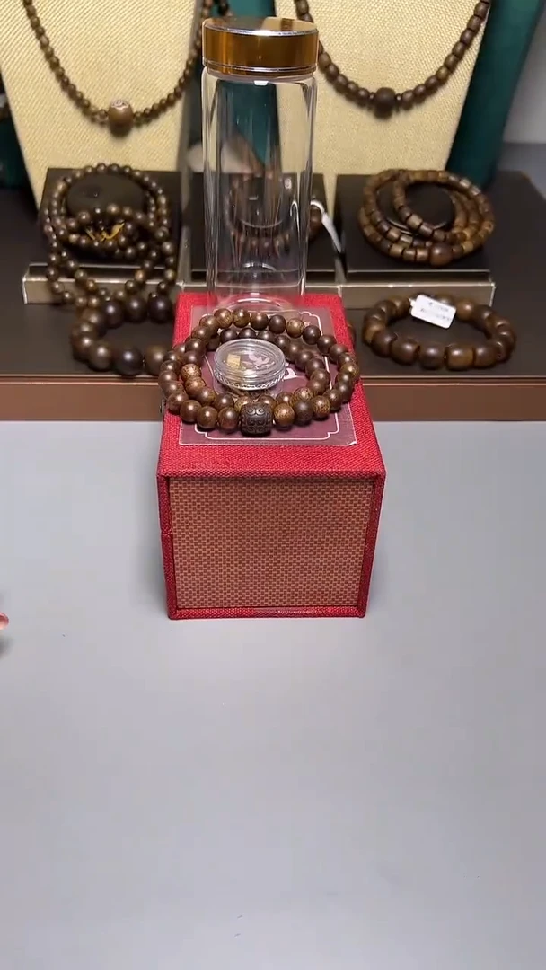 沉香富森红土0.8双圈圆珠