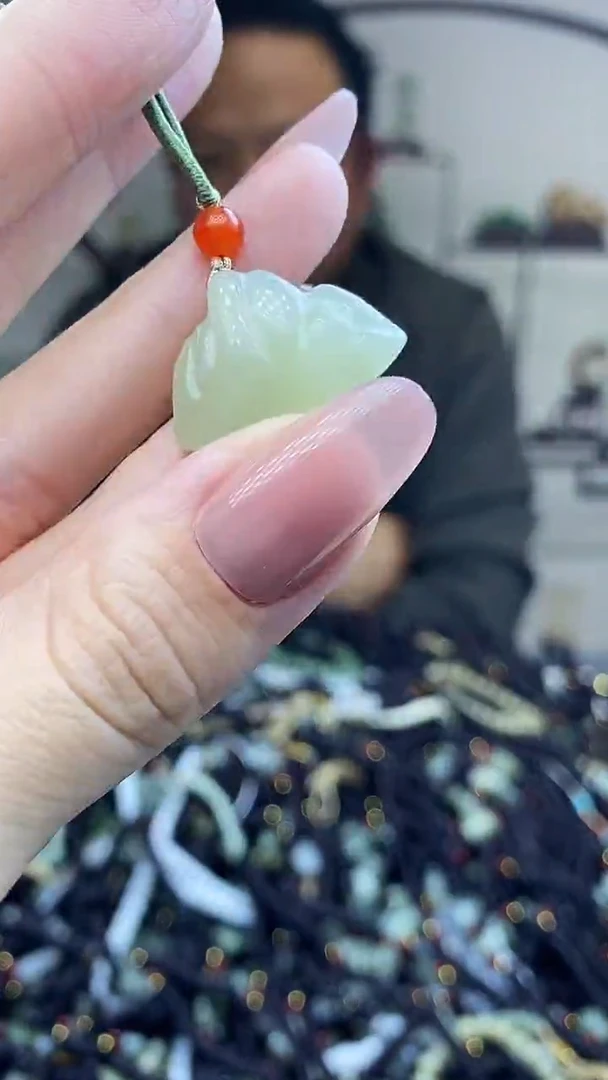 颈饰未镶嵌和田玉多样性发拍一发一