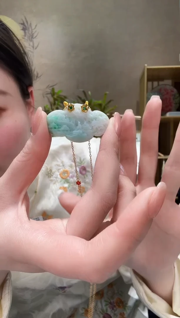 【闪购商品】翡翠颈饰未镶嵌吊坠