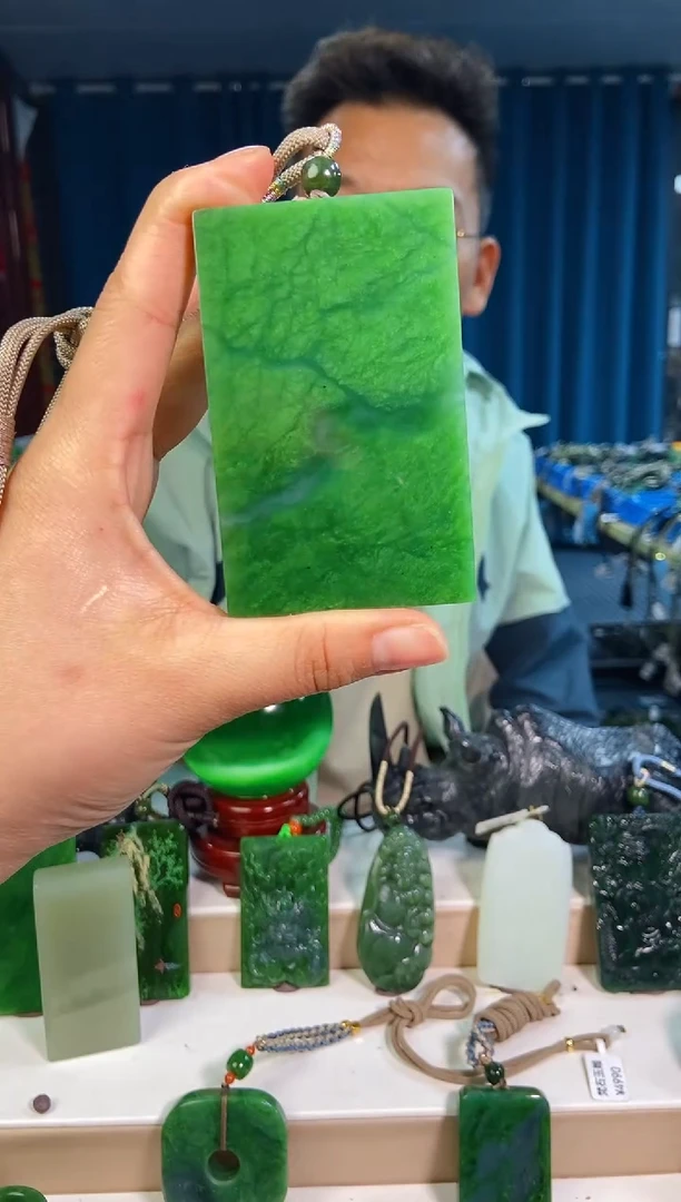 【闪购商品】和田玉挂件未镶嵌1