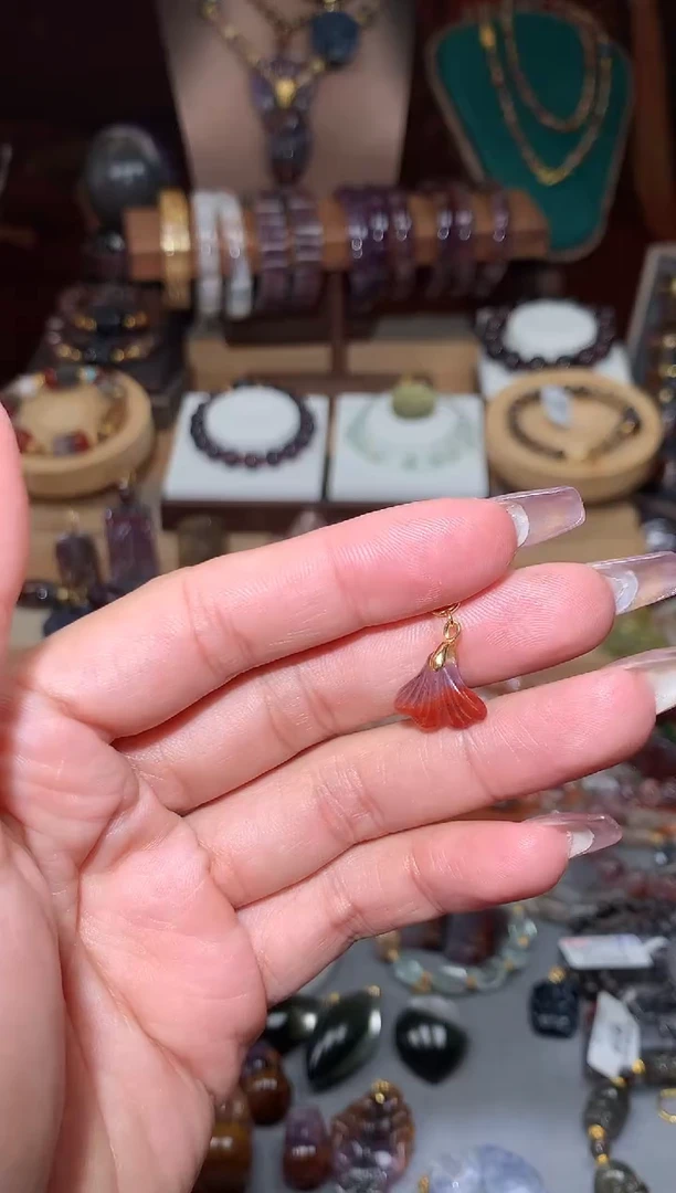 未镶嵌颈饰水晶红极光鱼尾提溜