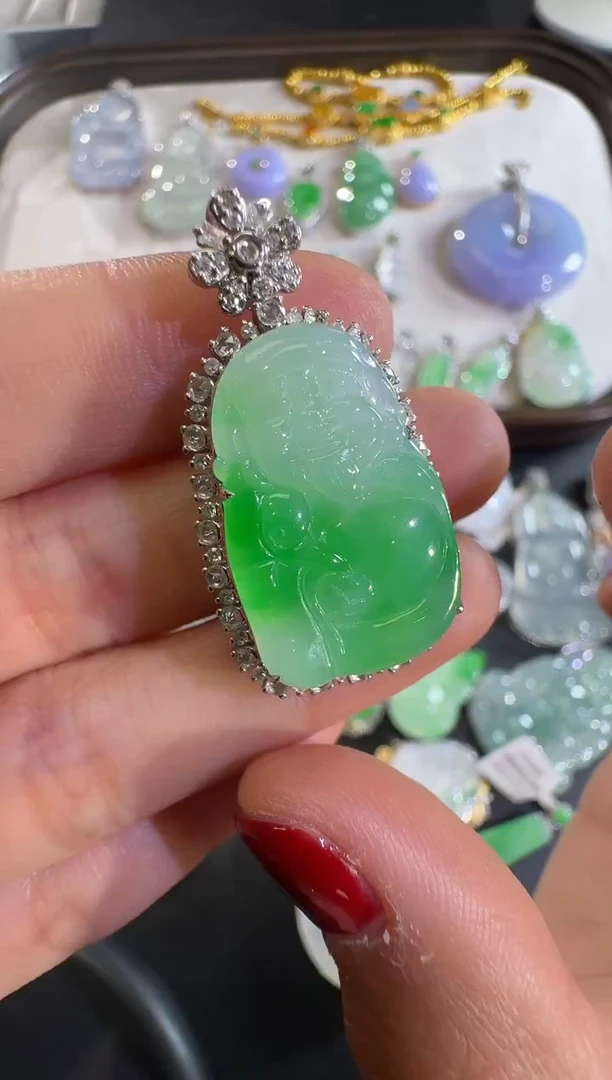 吊坠(不含链)18K金镶嵌翡翠【源头工厂】钻石镶嵌