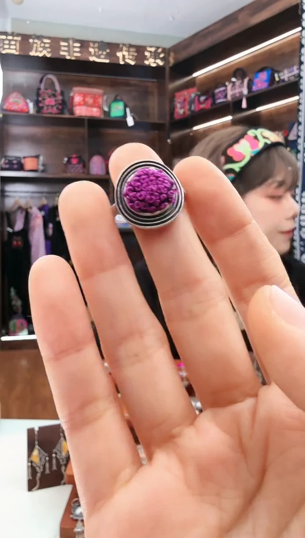 【闪购商品】织绣163蚩梦苗族古绣