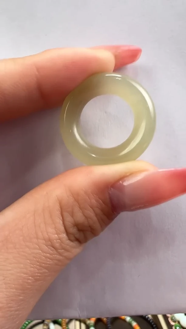 【闪购商品】和田玉跑环未镶嵌黄口