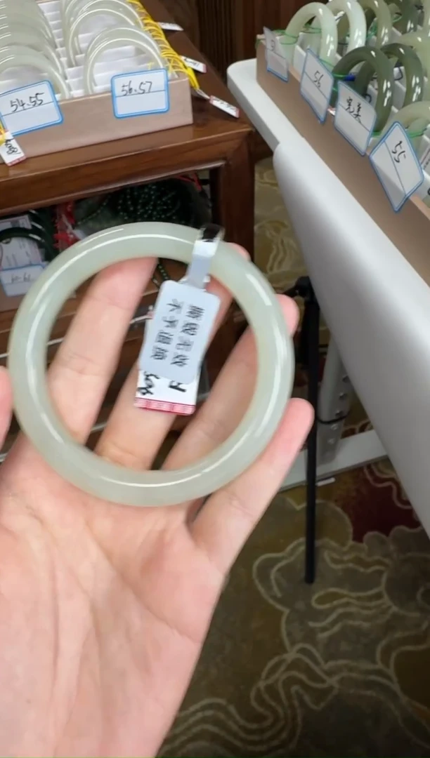 未镶嵌手镯和田玉58