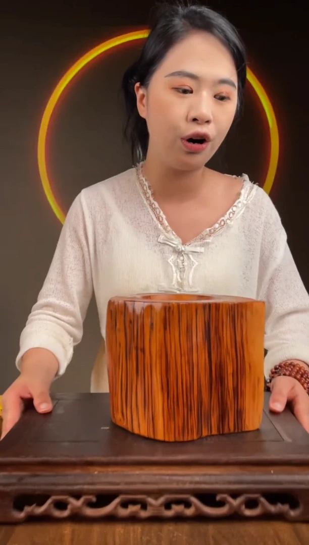 柏木（崖柏）手工摆件,先抢先得! 编号:152