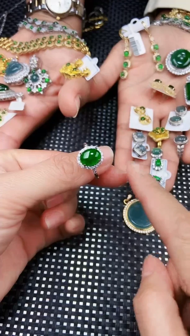 【闪购商品】翡翠戒指未镶嵌11111111