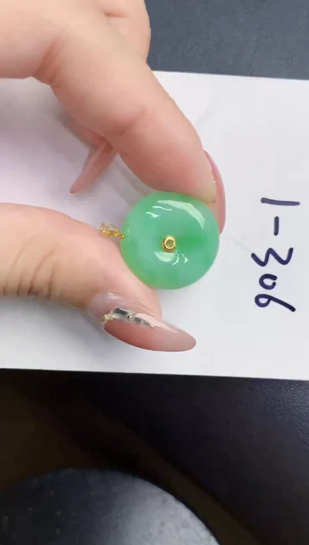 【闪购商品】翡翠颈饰18K金镶嵌000000000