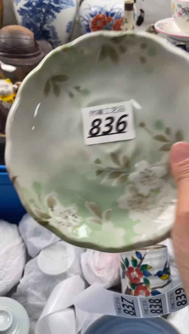 【闪购商品】瓷片836然曦海外工艺品。。。