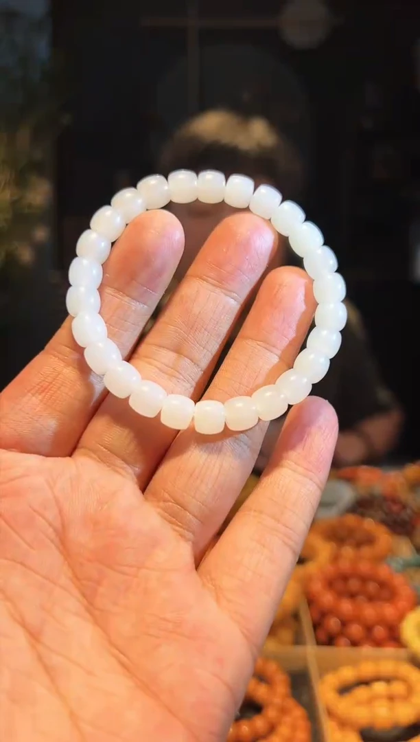 手串未镶嵌和田玉8+单圈