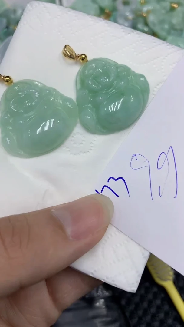 颈饰未镶嵌翡翠缅甸A货翡翠多样性发其一