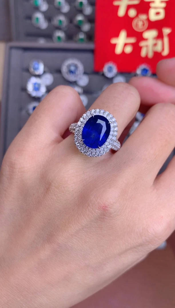 【闪购商品】蓝宝石戒指18K金镶嵌5.66CT