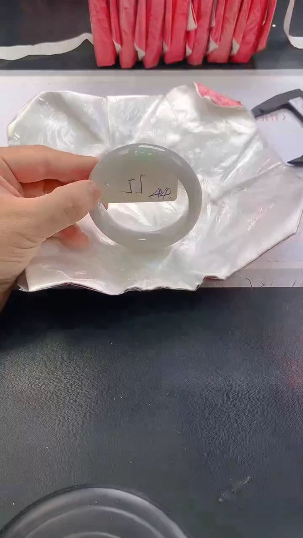 未镶嵌手镯翡翠44