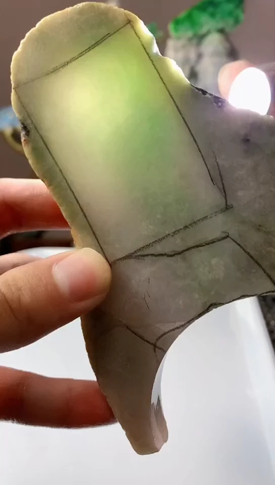 翡翠未镶嵌颈饰天然翡翠A货
