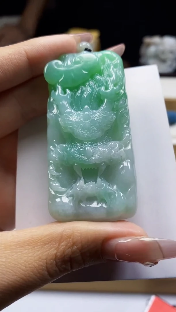 定制翡翠未镶嵌翡翠A货