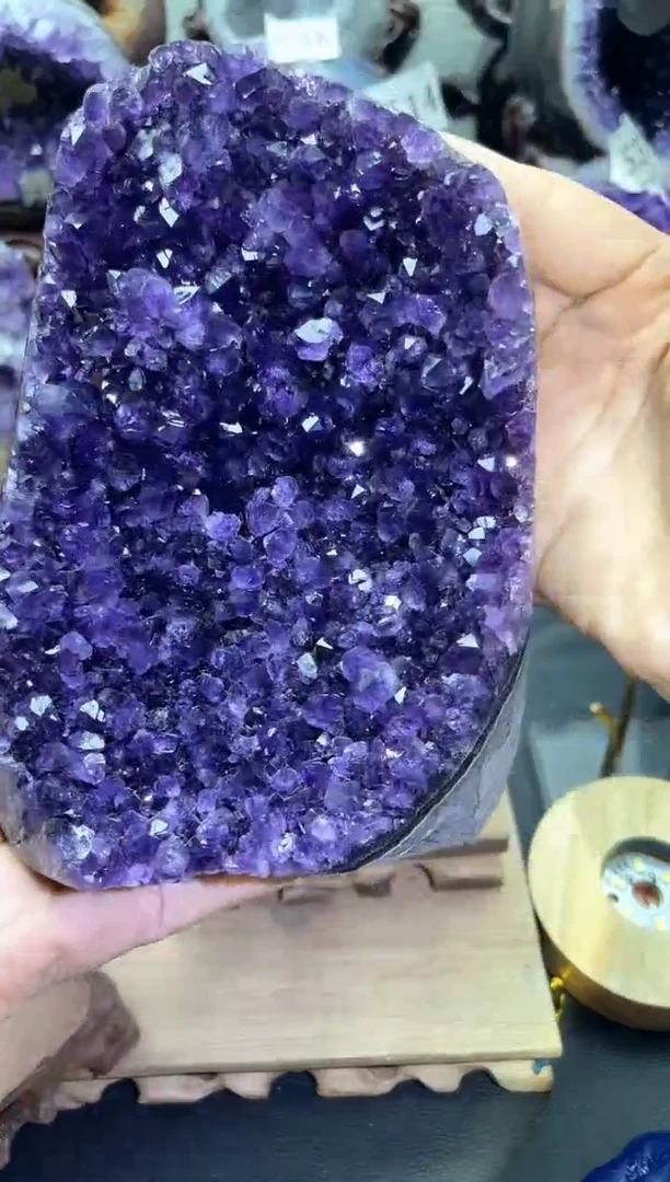 未镶嵌紫晶大型摆件（非配饰）580号摆件