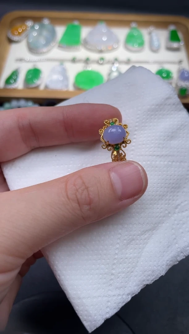 翡翠戒指18K金镶嵌93.......