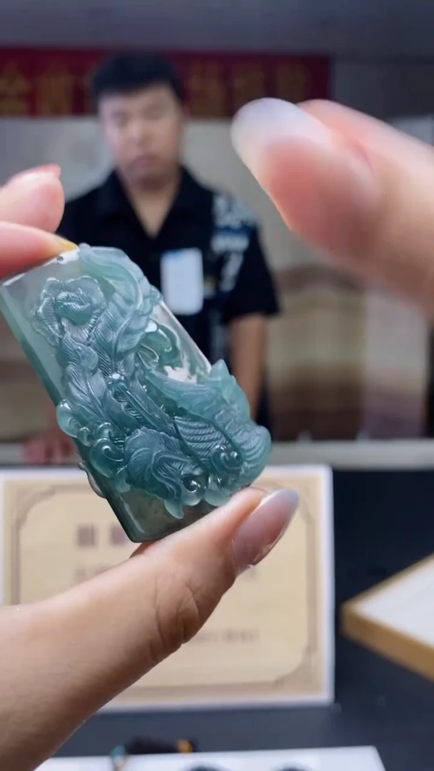 定制翡翠未镶嵌风***?********6