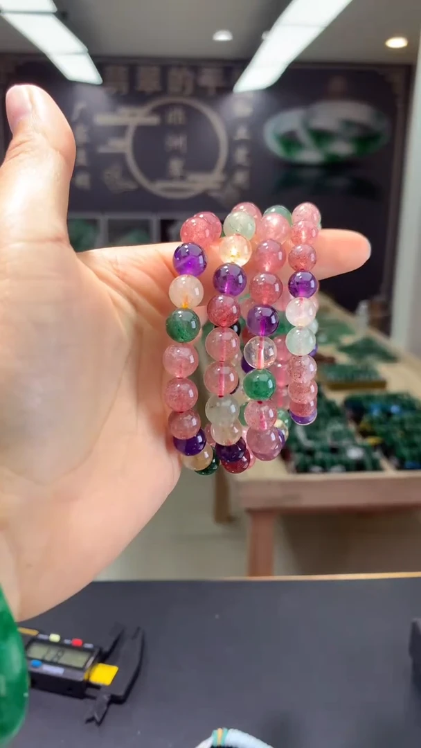 【闪购商品】石英质玉手镯未镶嵌水晶手串