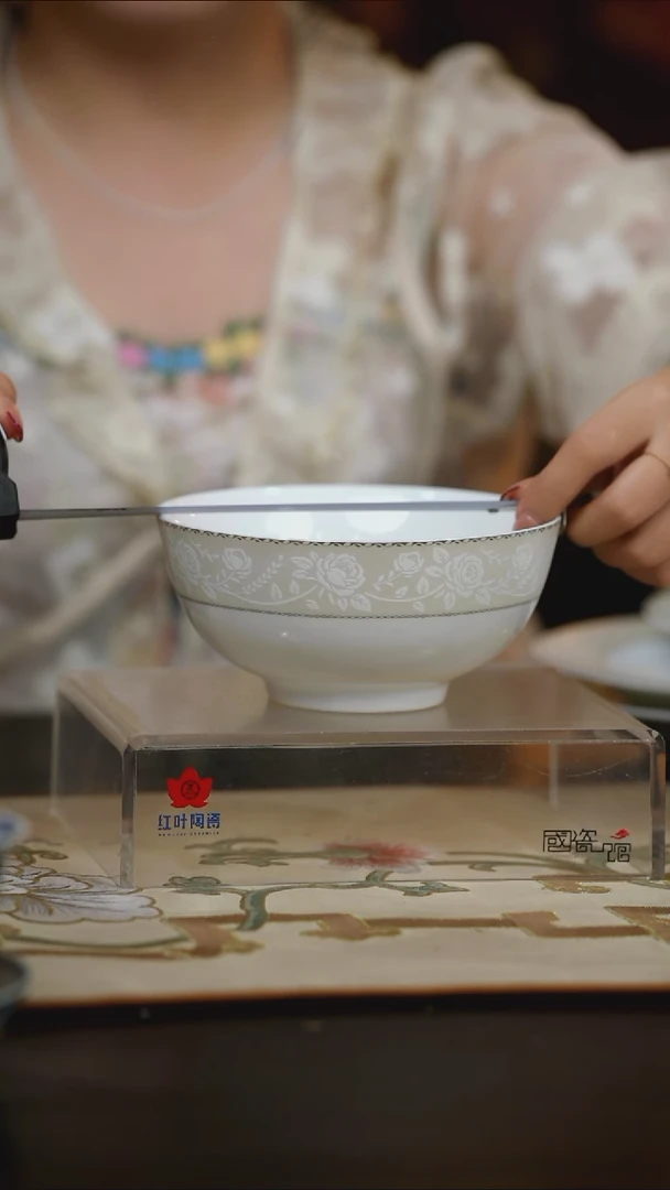 4个微瑕白玫瑰6英寸面碗