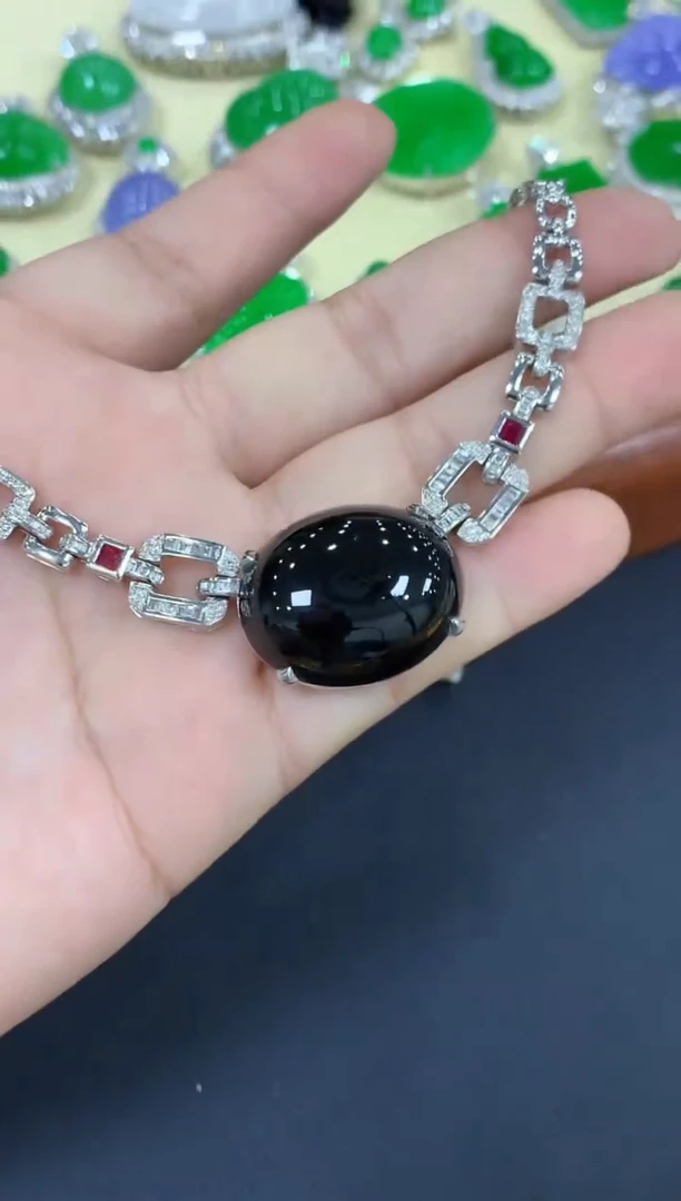 颈饰18K金镶嵌翡翠729-中国好珍宝