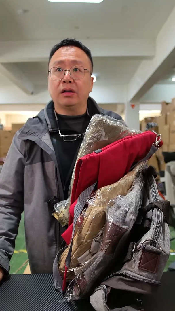 塑料5个杂款好，袋 99元