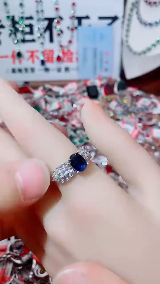 戒指蓝宝石未镶嵌蓝宝石