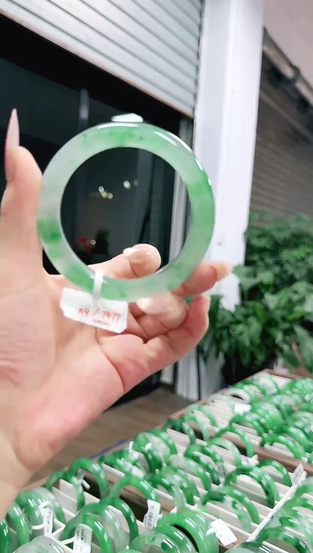 未镶嵌1石英质玉（非洲翠）/5484-59