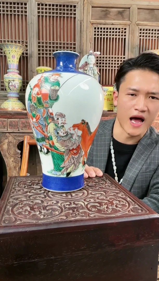 【闪购商品】摆件陶瓷 摆件 人物 梅瓶