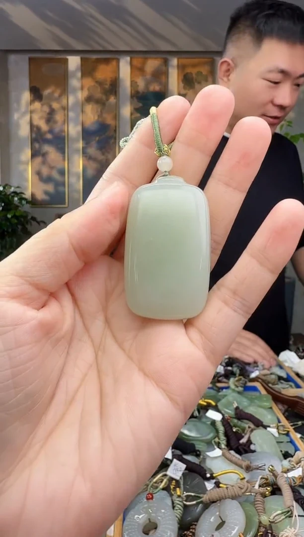 未镶嵌和田玉挂件拍一发一