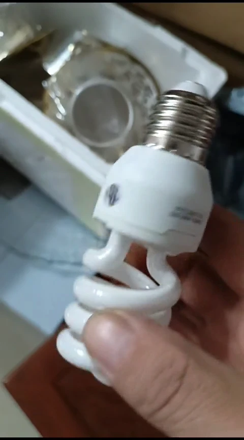 瓷节能灯六个装==