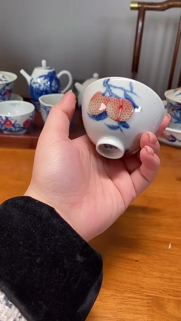 华军鼎成荔枝鸡心杯