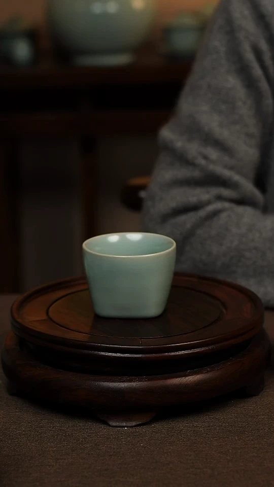 瓷片仿古天青天圆地方杯80ml 微瑕 不带礼盒