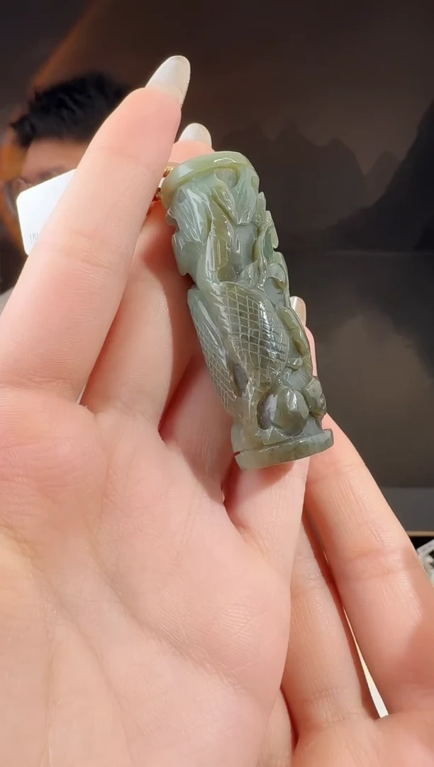 颈饰未镶嵌和田玉龙柱