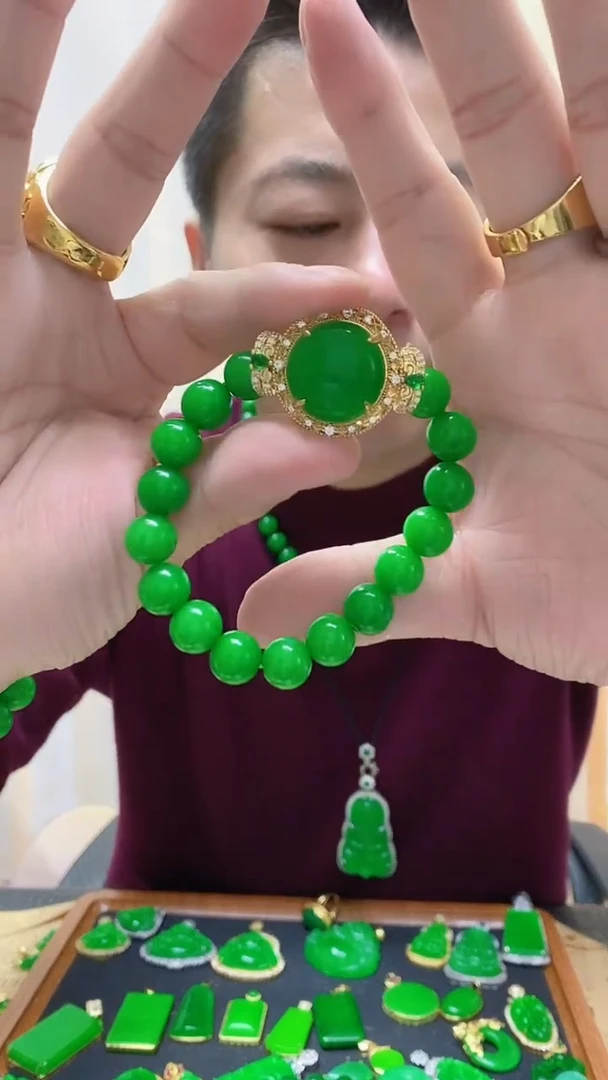 14K金镶嵌手链石英质玉翠绿色手链