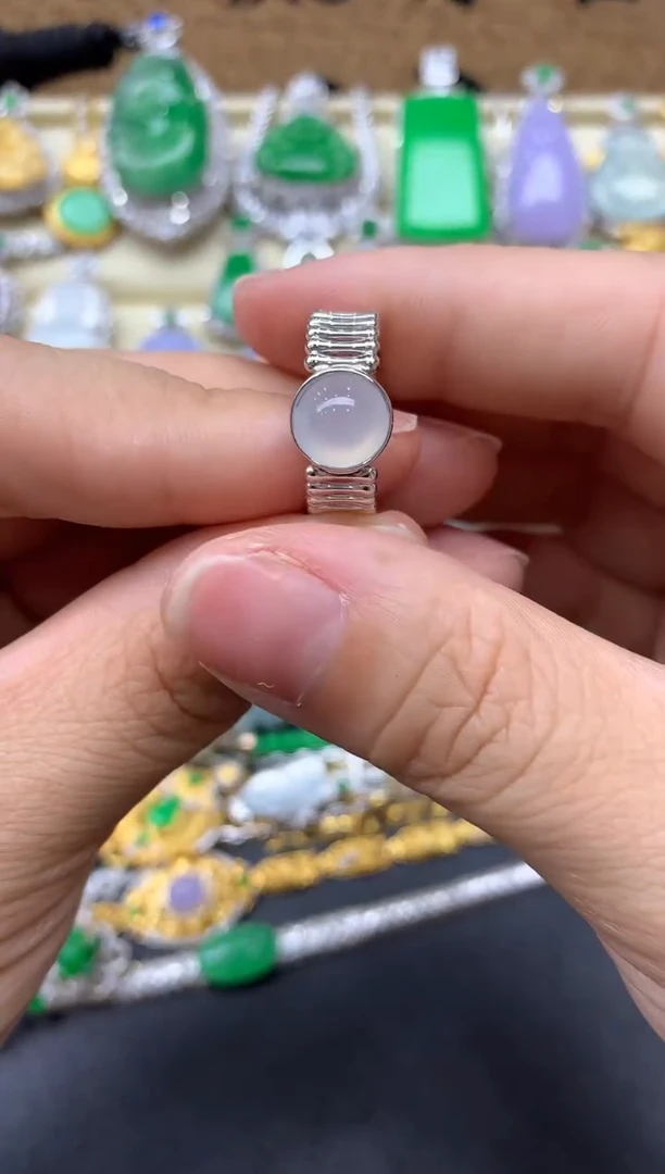 【闪购商品】翡翠戒指18K金镶嵌111-中国好珍宝