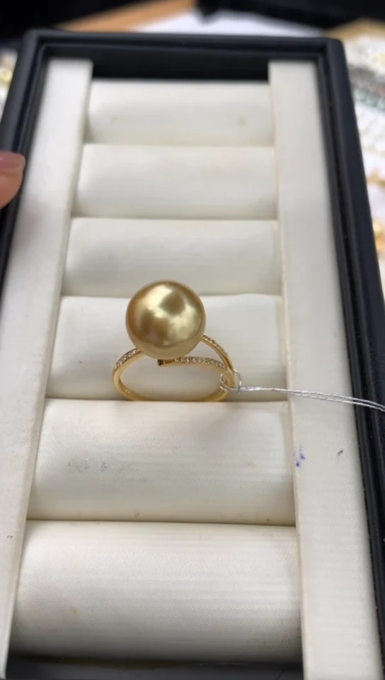 18K金镶嵌戒指/指环定制海水珍珠海****里12-13mm南洋金珠