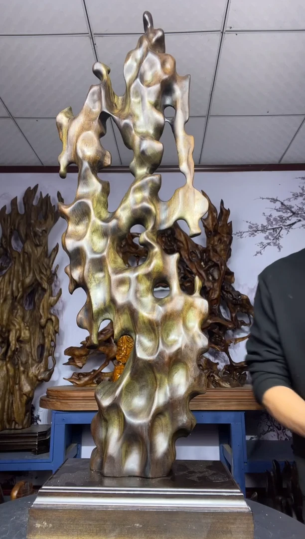 金丝楠木雕款左*之金丝楠木工艺品摆件