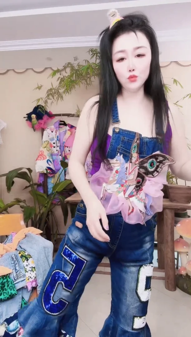 伍*秀背带裤1111