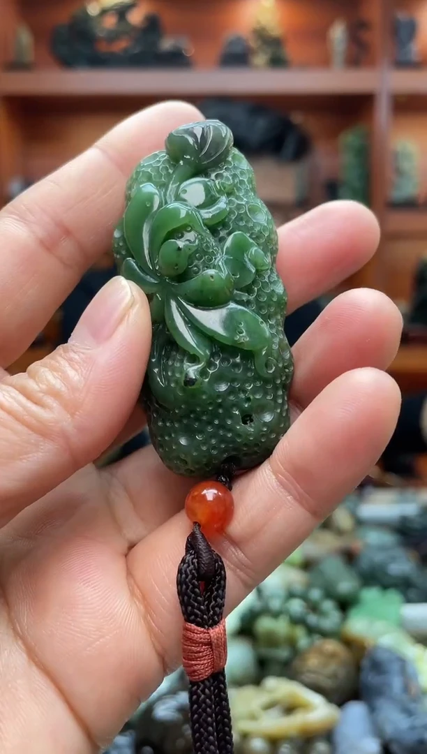 未镶嵌和田玉把件1